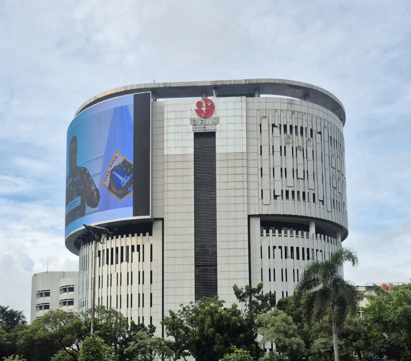 Gedung Widya Graha BRIN on Jalan Gatot Subroto, Jakarta